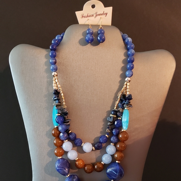 Jewelry - Picture 9 of 14